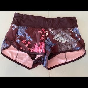 Lululemon speed up short
